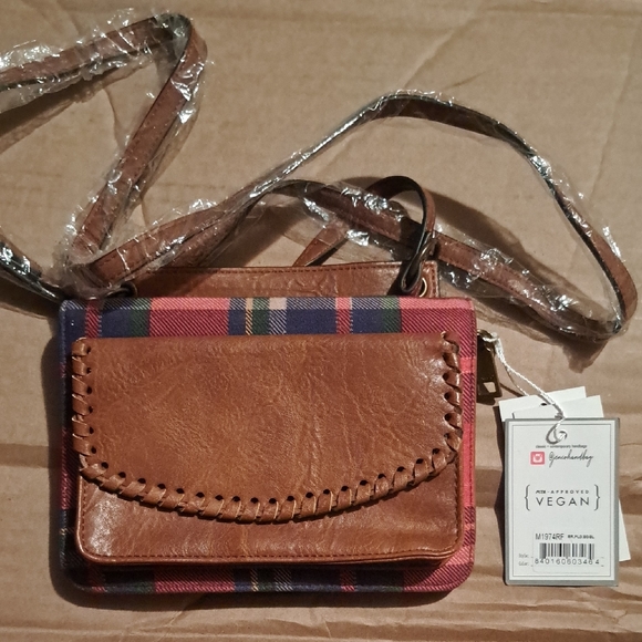 Jen &.co. Handbags - JEN &.CO.Classic Brown and Red Crossbody Bag with Leather Trim
